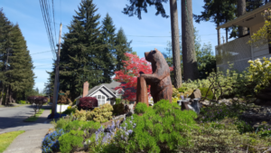 Chainsaw carved bear