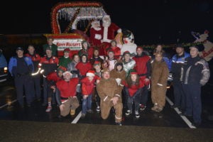 2015 Santa Sleigh Ride Volunteers and Santa's Sleigh